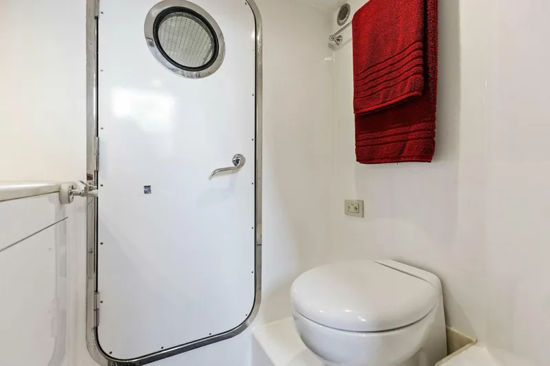 Wanderlust Yacht Photos Pics 