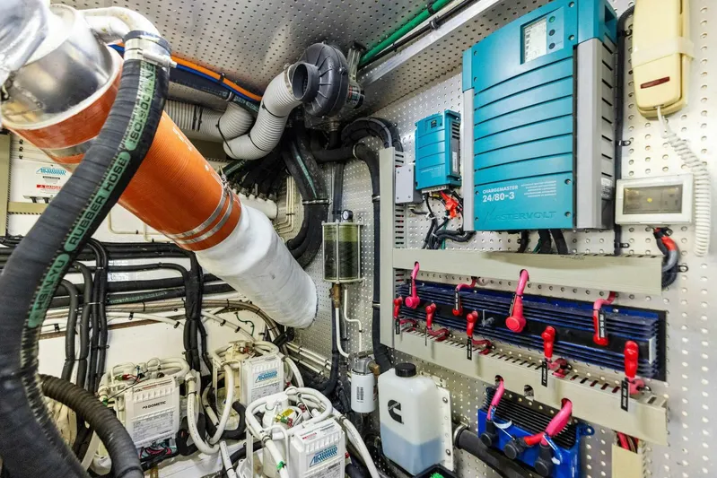 Wanderlust Yacht Photos Pics 