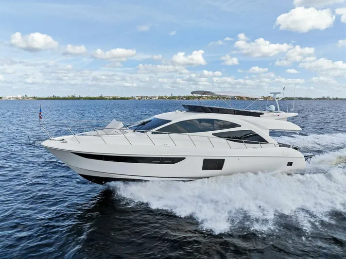 Wanderlust Yacht Photos Pics 