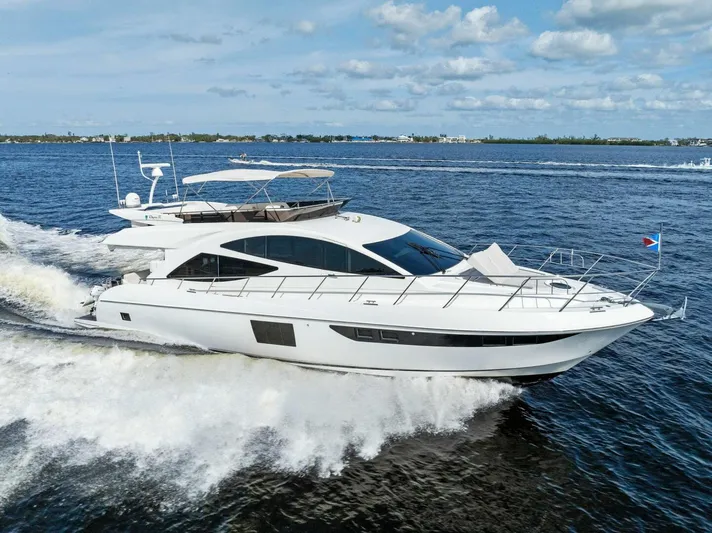 Wanderlust Yacht Photos Pics 