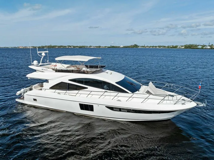 Wanderlust Yacht Photos Pics 