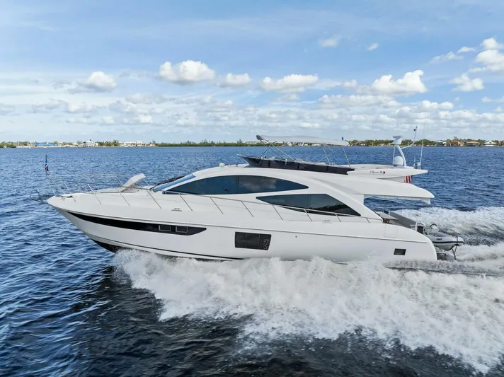 Wanderlust Yacht Photos Pics 