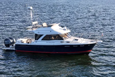 Cutwater C-32 CB