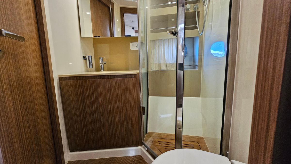 2015 Azimut 50 