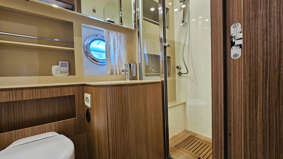 2015 Azimut 50 