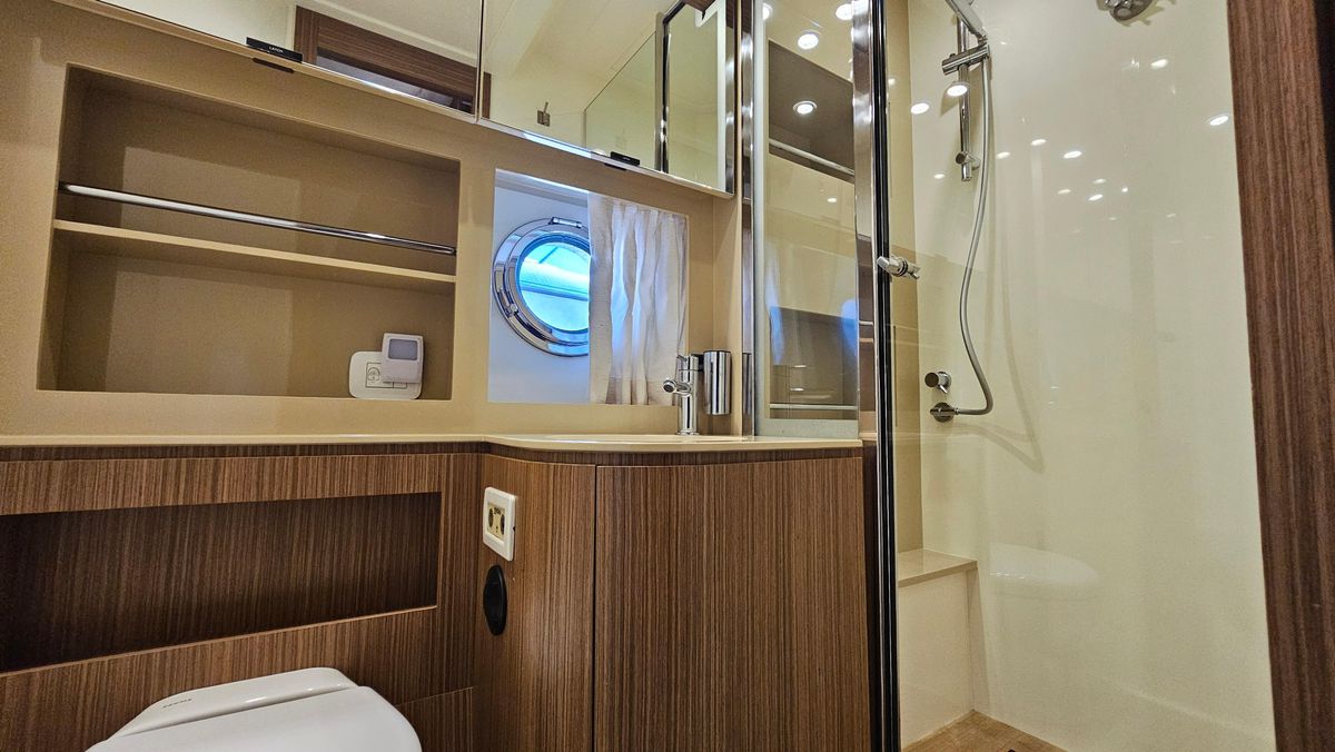 2015 Azimut 50 