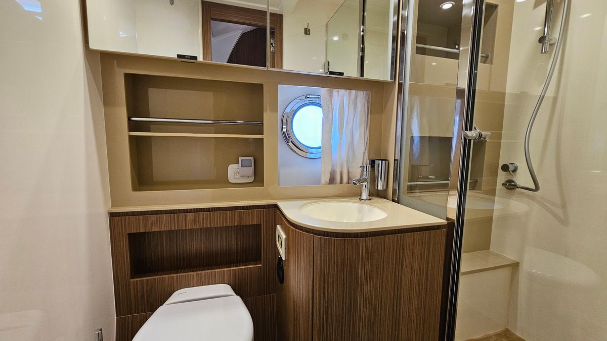 2015 Azimut 50 