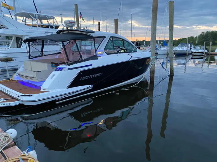 Libra Yacht Photos Pics 