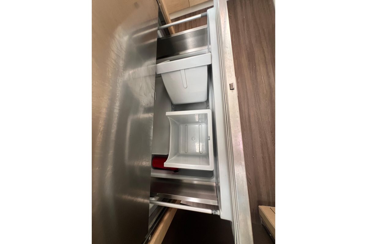 2019 Fountaine Pajot 49 