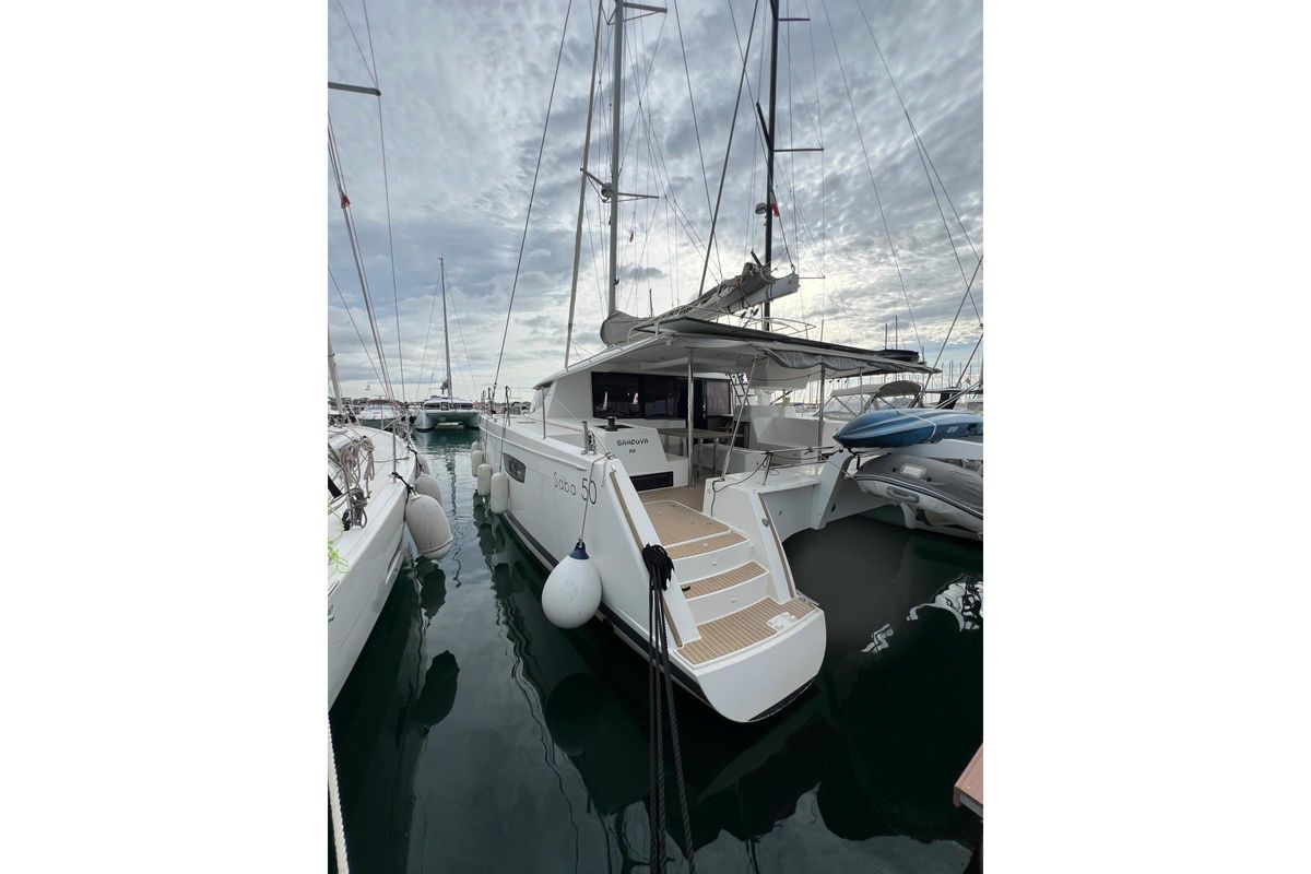 2019 Fountaine Pajot 49 