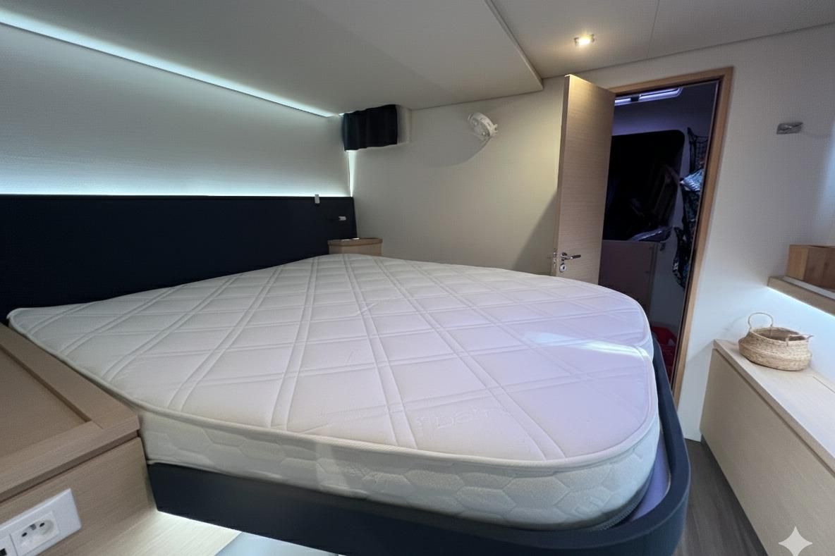 2019 Fountaine Pajot 49 