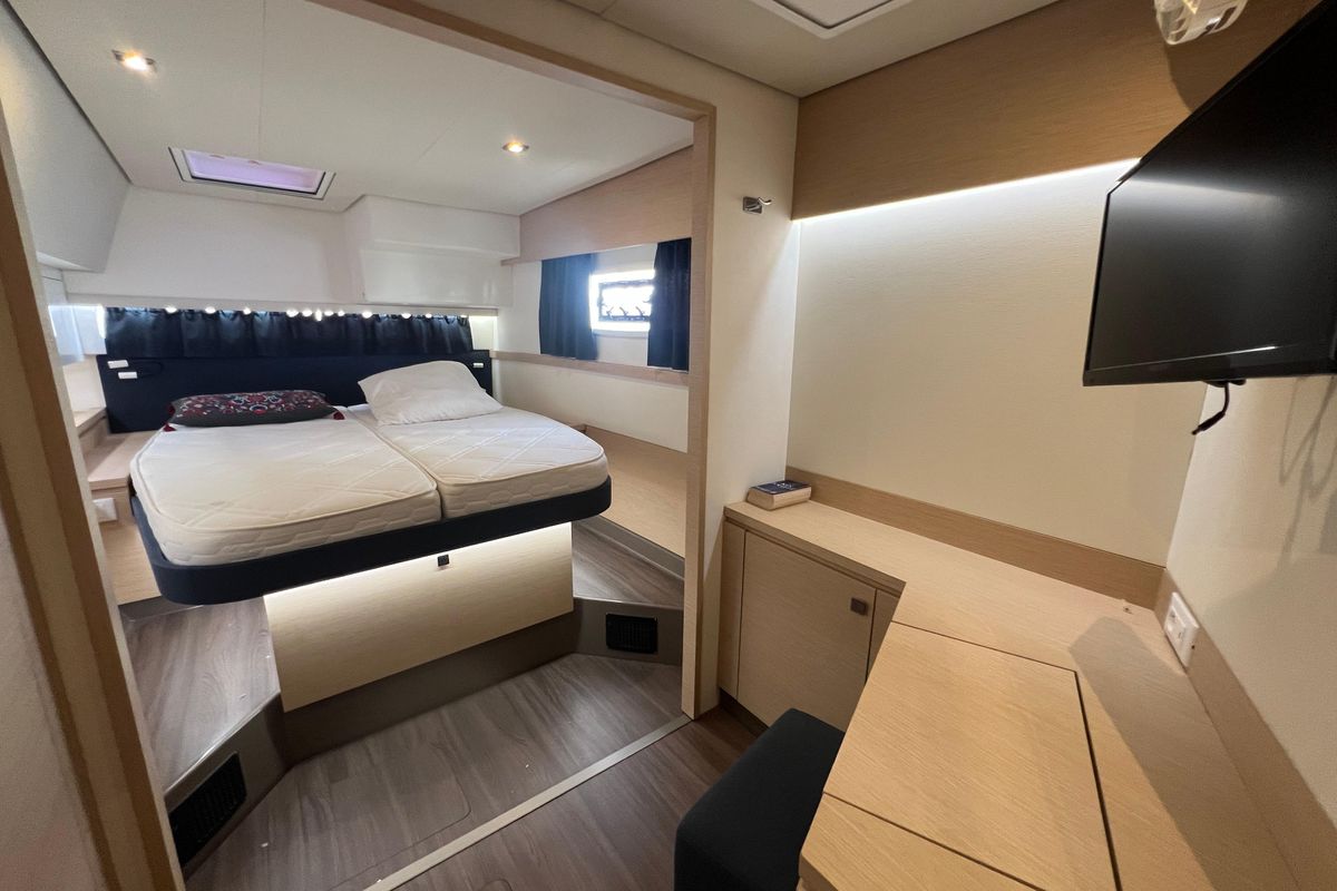 2019 Fountaine Pajot 49 