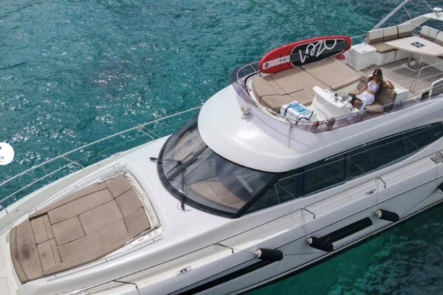 2016 Prestige 58 