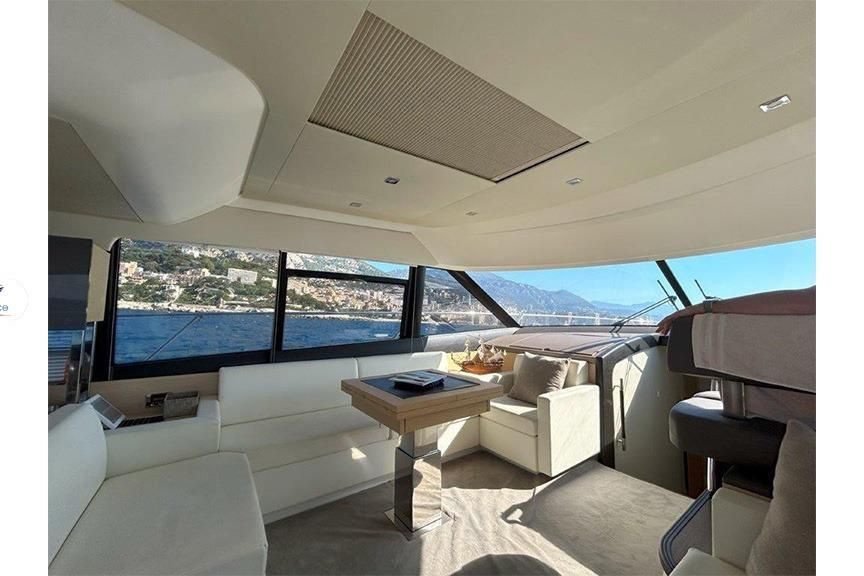 2016 Prestige 58 