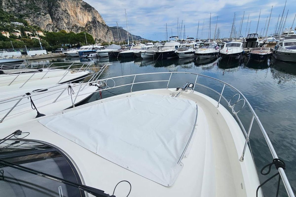 2016 Prestige 58 