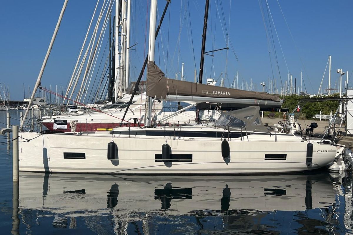 2019 Bavaria 46 