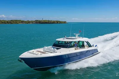 Tiara Yachts 56 LS