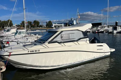 2022 Quicksilver Activ 675 Weekend