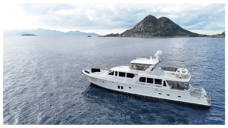  Yacht Photos Pics OFFSHORE 80