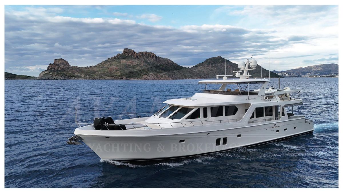 2017 Offshore Yachts 79 