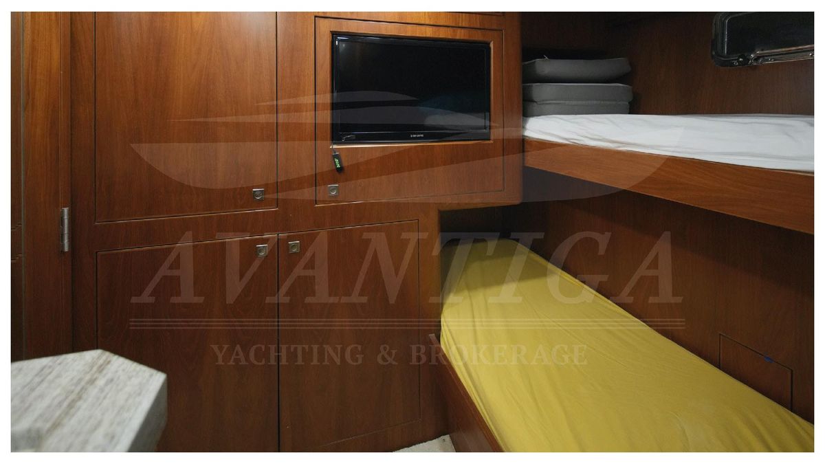 2017 Offshore Yachts 79 