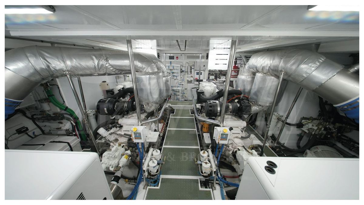 2017 Offshore Yachts 79 