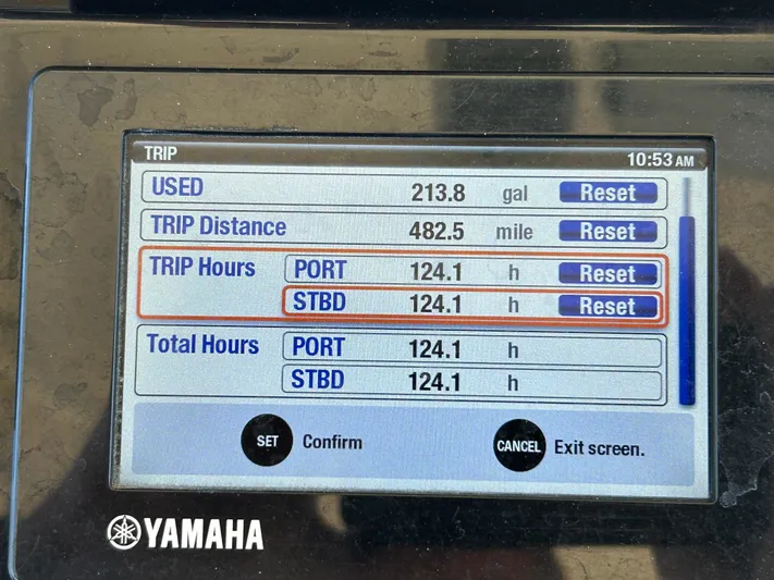  Yacht Photos Pics Yamaha display showing trip data for 2018 Scout 275 LXF boat.