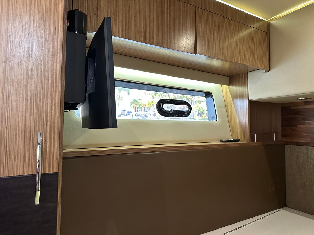2016 Sea Ray 58 