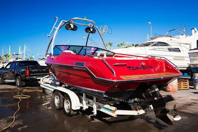 1990 Rinker Captiva 206