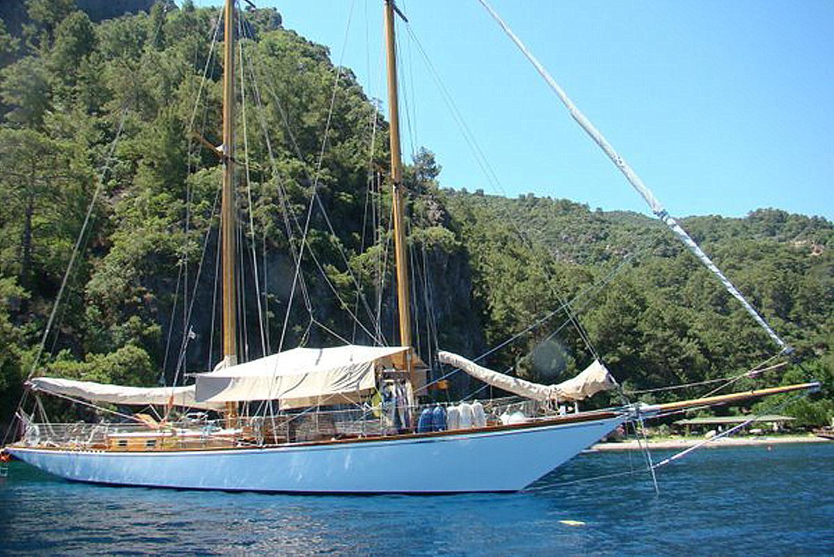 Herreshoff Schooner NYYC40 "Vixen" image