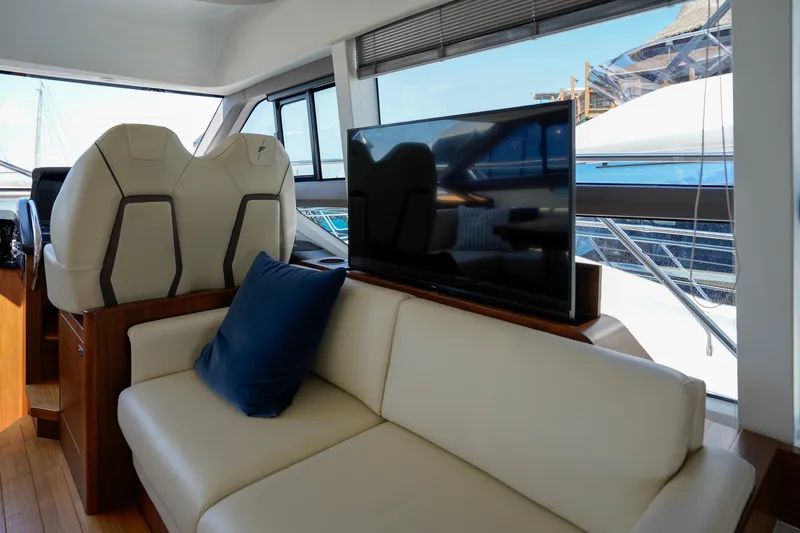 Making Time Yacht Photos Pics 2021 Princess F50- MAKING TIME- Salon