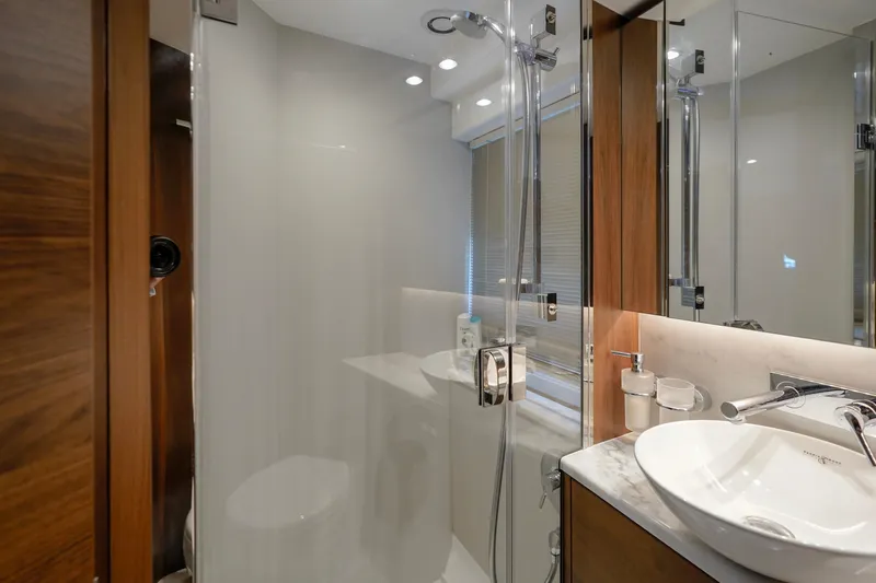 Making Time Yacht Photos Pics 2021 Princess F50- MAKING TIME- Guest Head