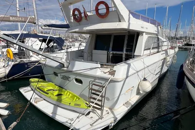 1989 Ferretti Yachts Altura 52