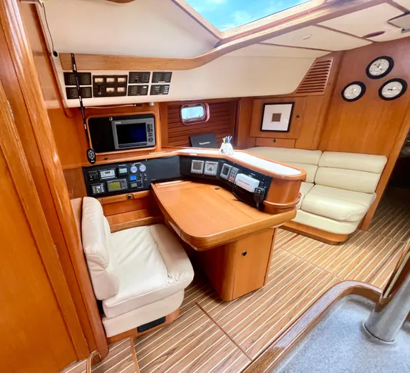 Tenacious Yacht Photos Pics 