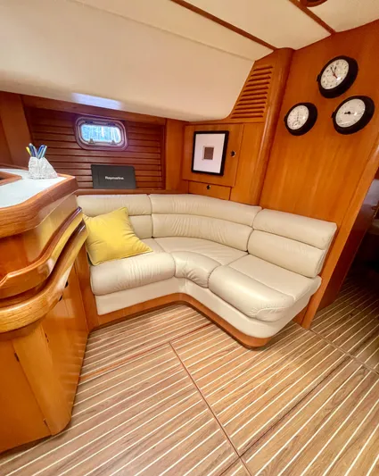 Tenacious Yacht Photos Pics 