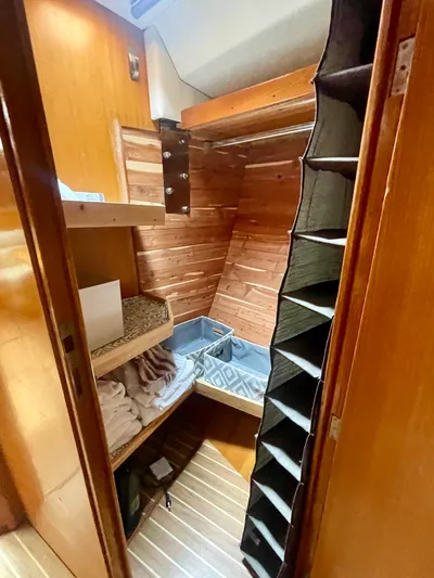 Tenacious Yacht Photos Pics 