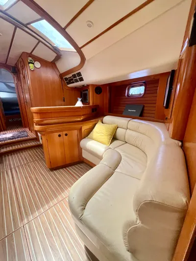 Tenacious Yacht Photos Pics 