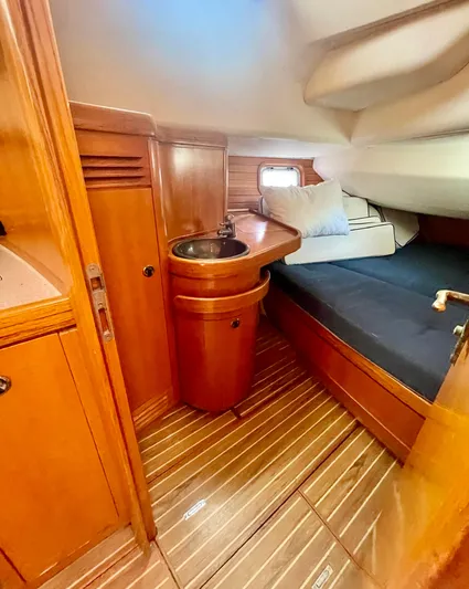 Tenacious Yacht Photos Pics 