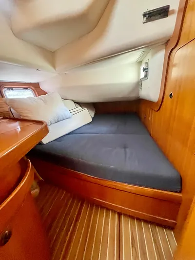 Tenacious Yacht Photos Pics 