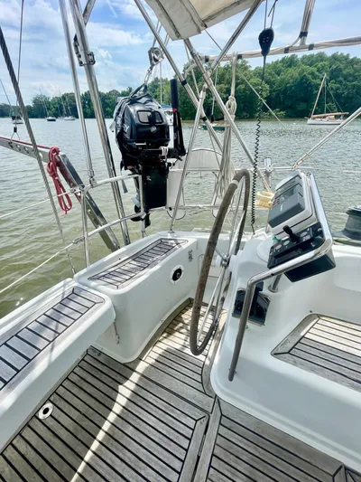 Tenacious Yacht Photos Pics 