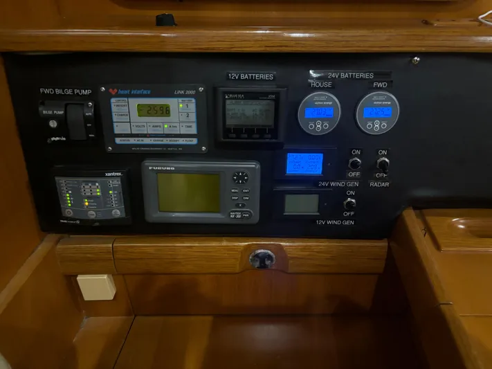 Tenacious Yacht Photos Pics 