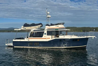 Ranger Tugs R-41 CB