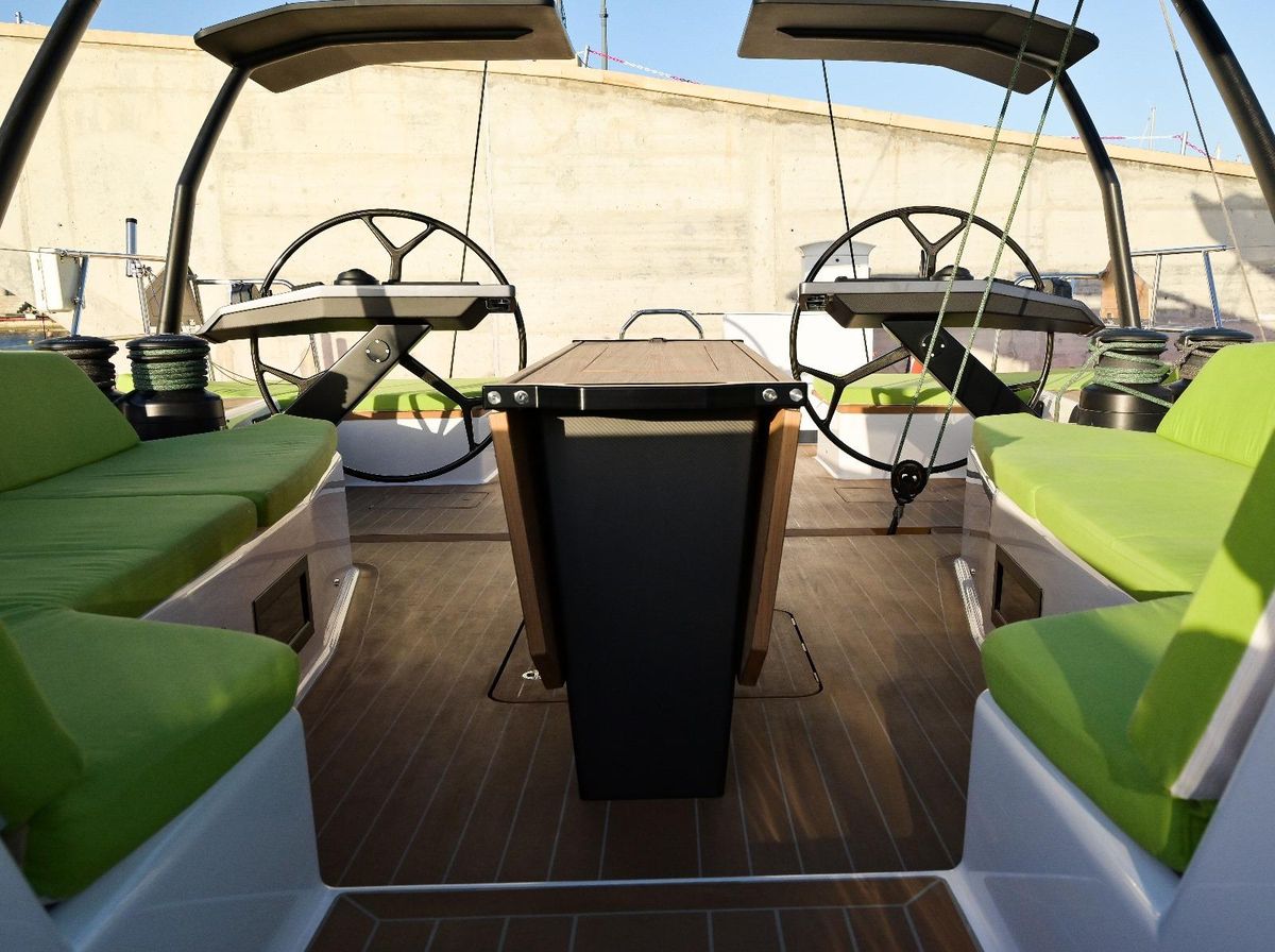 2023 Ice Yachts 69 