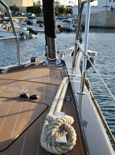 Storm Of London Yacht Photos Pics ICE70