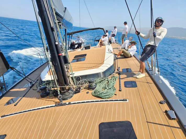 Storm Of London Yacht Photos Pics ICE70