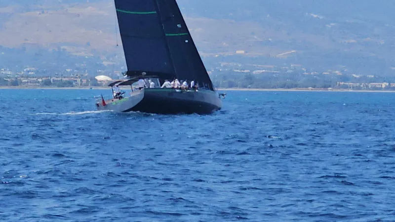 Storm Of London Yacht Photos Pics ICE70