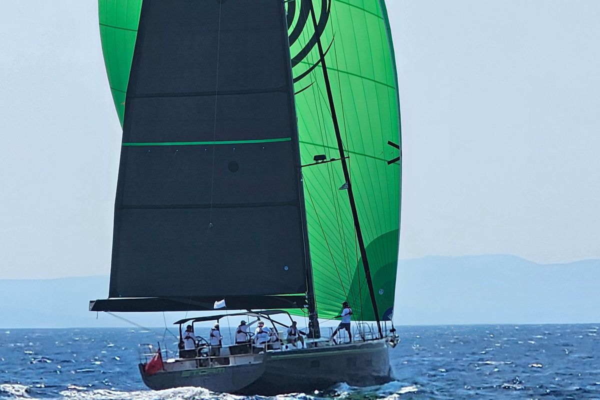 2023 Ice Yachts 69 