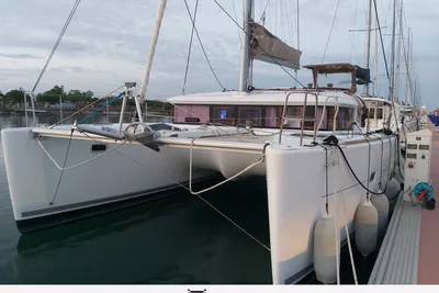 2016 Lagoon 400 S2