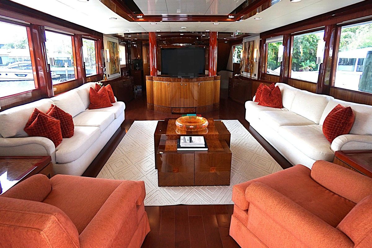 2008 Ocean Alexander 102 