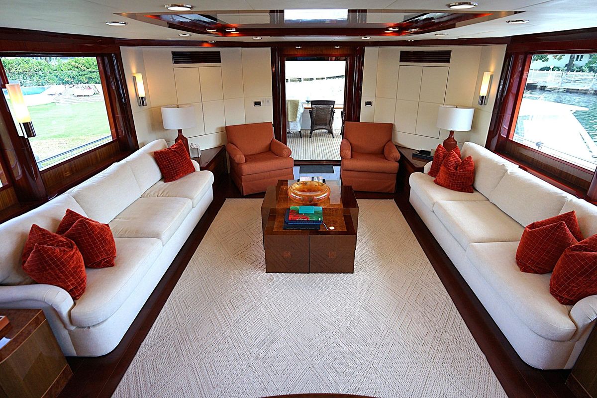 2008 Ocean Alexander 102 